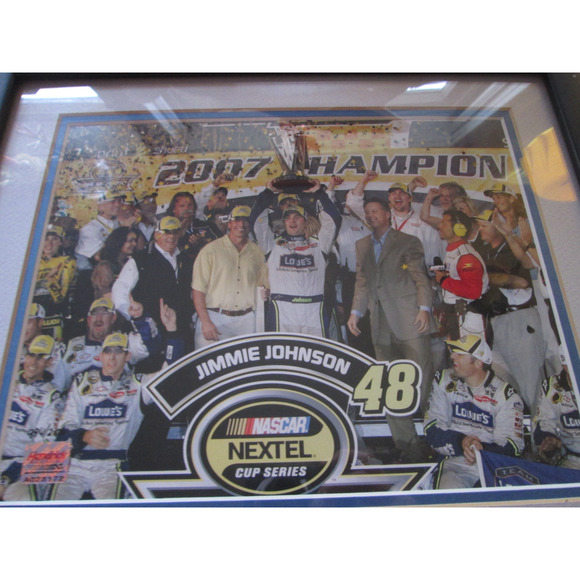 NASCAR 2007 Champion Jimmie Johnson Lowe's racing framed w/soa Team Lowe's - Picture 6 of 10